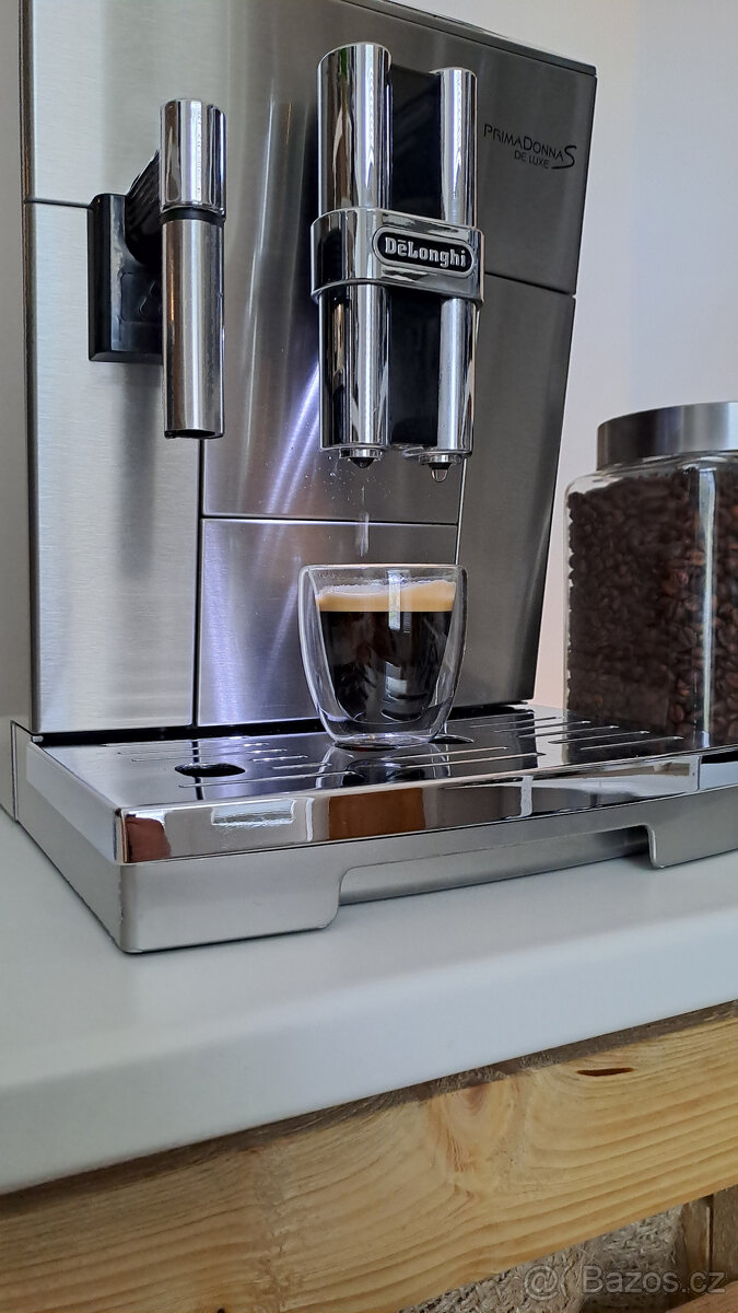 Automatický kávovar Delonghi Primadonna S Deluxe
