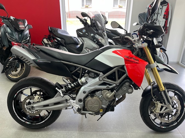 Aprilia 750 Dorseduro