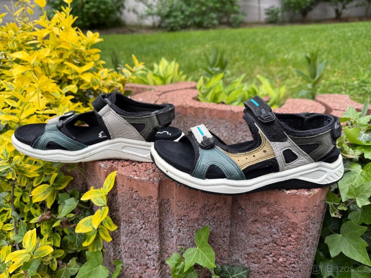 X-TRINSIC K FLAT SANDAL vel.34 Chodecké sandály tmavě modrá