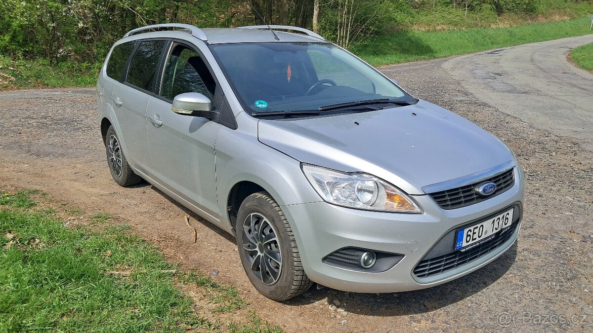 Ford Focus kombi 1.6, r.v. 2010