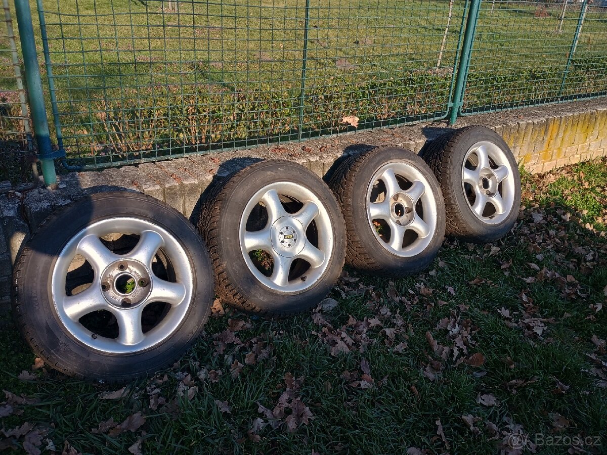 Kola Volvo V40 S40 I 195/55/15 Zimní