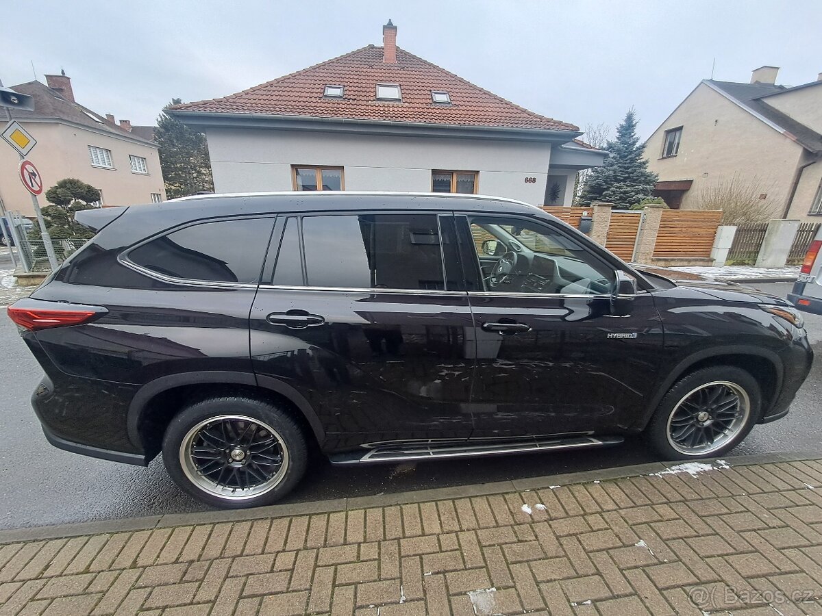 Toyota Highlander - 2.5l – HYBRID - AWD-i - 182kW - 7MÍST