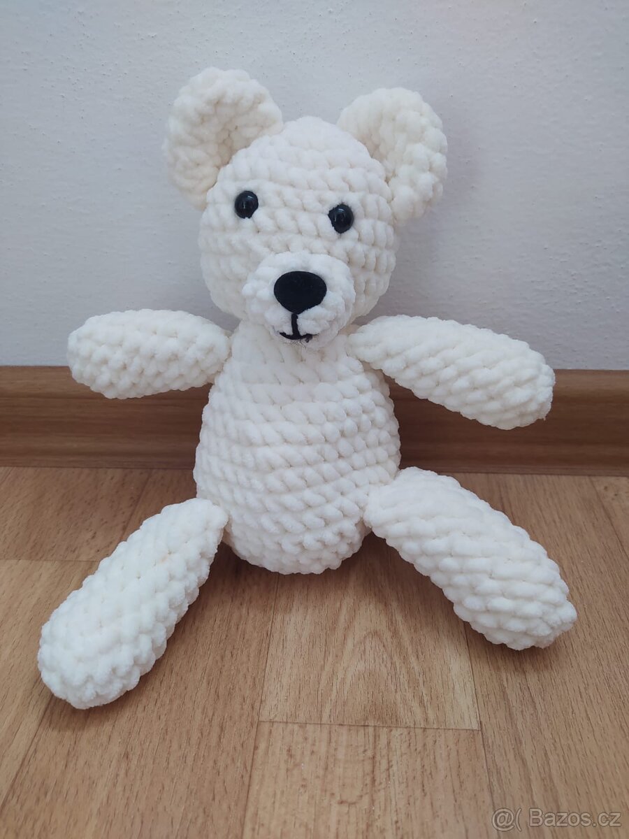 Háčkovaný medvídek ca 28cm