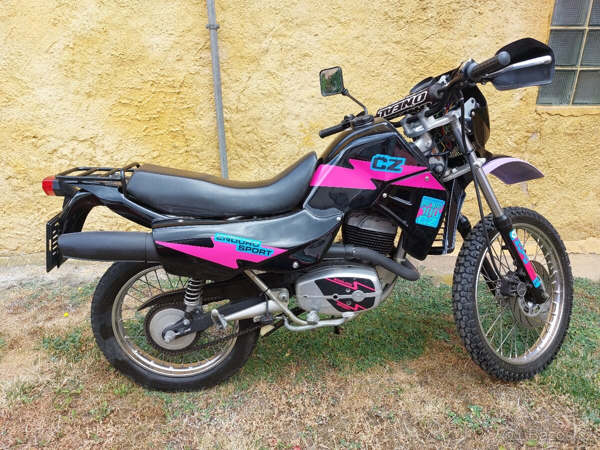 ČZ 180 ROLAND
