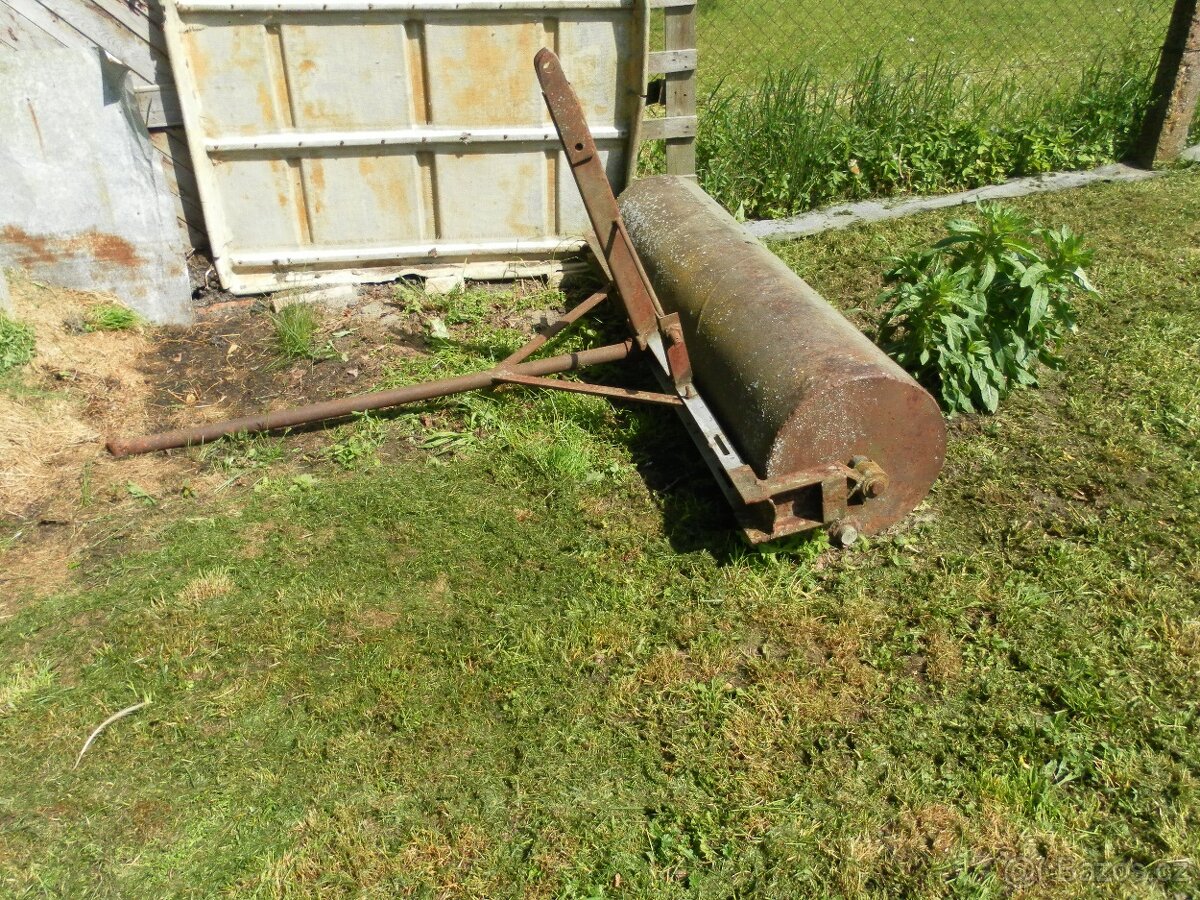 Válec za traktor