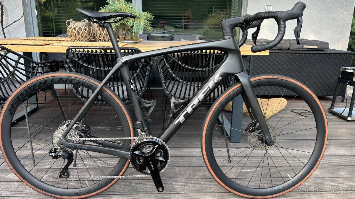 Prodám kolo TREK DOMANE SLR6 GEN4 vel 56 ve špičkovém stavu