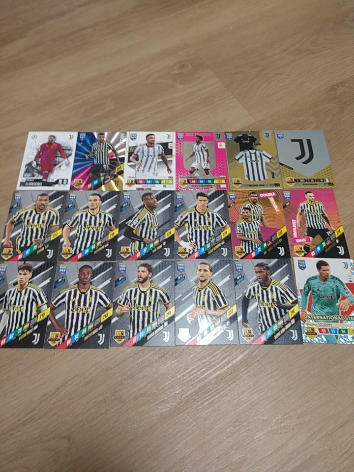 Fotbalové kartičky juventus