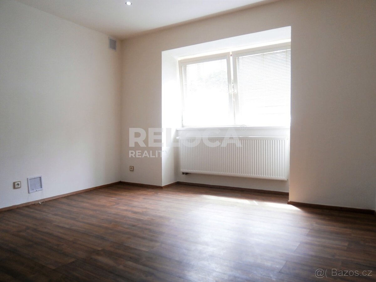 1+KK + šatna, 30m2, Slaný, Soukenická, byt v centru Slaného