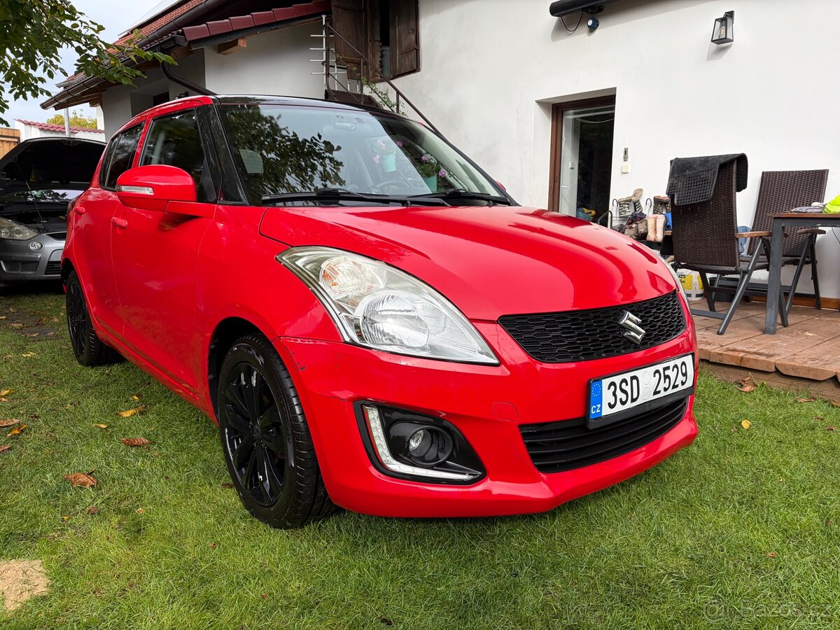 Suzuki Swift 5D, 1,2l benzín, 2014, 130 000 km, CZ