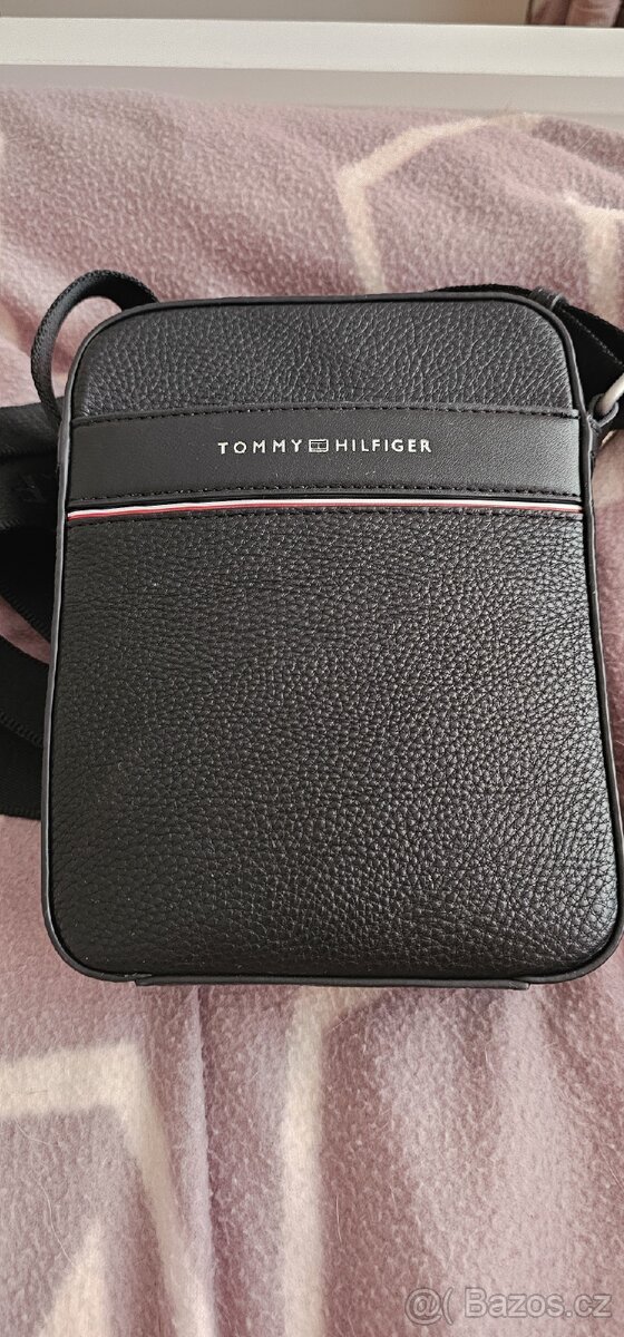 taška přes rameno Tommy Hilfiger