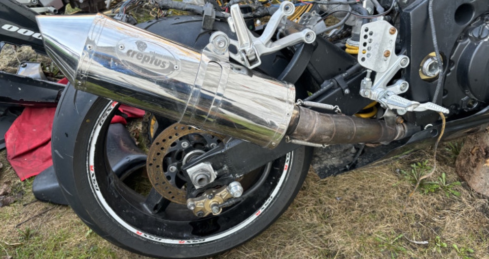 Ladeny vyfuk Creptus na Suzuki Gsxr 1000 03-04