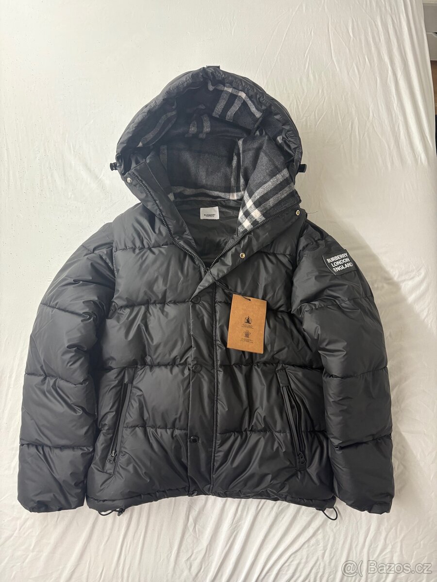 Burberry puffer bunda