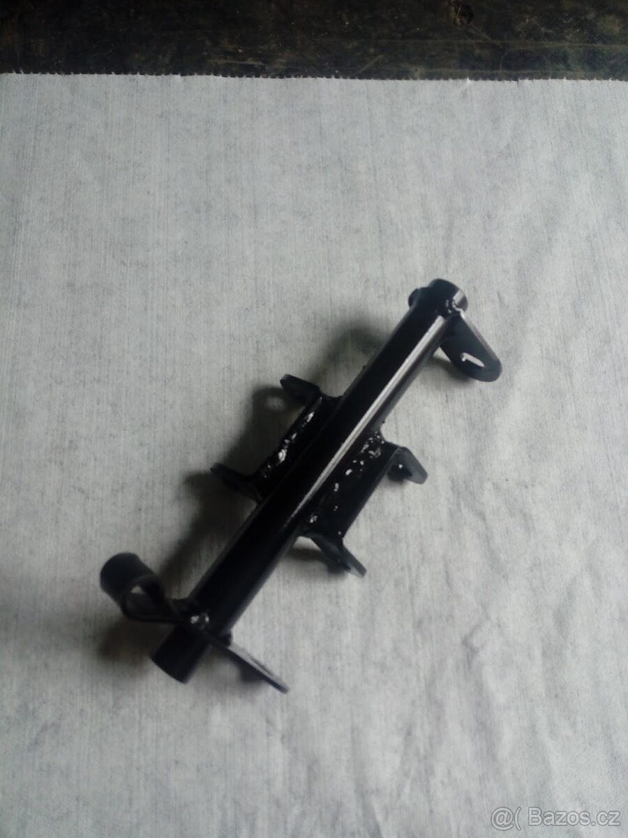 Jawa 50 typ 555 stupačkový kříž