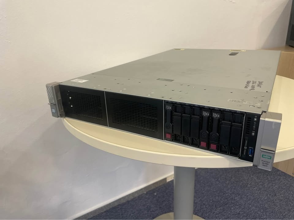 HPE ProLiant DL380 Gen9 / 16 jader / 256GB RAM / RAID