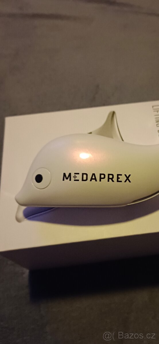 NOVÝ Masážní přístroj na vrásky Anna Brandejsi