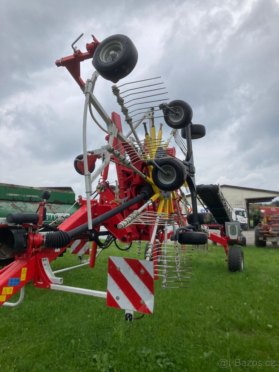 Nahrabovač Pöttinger TOP 722