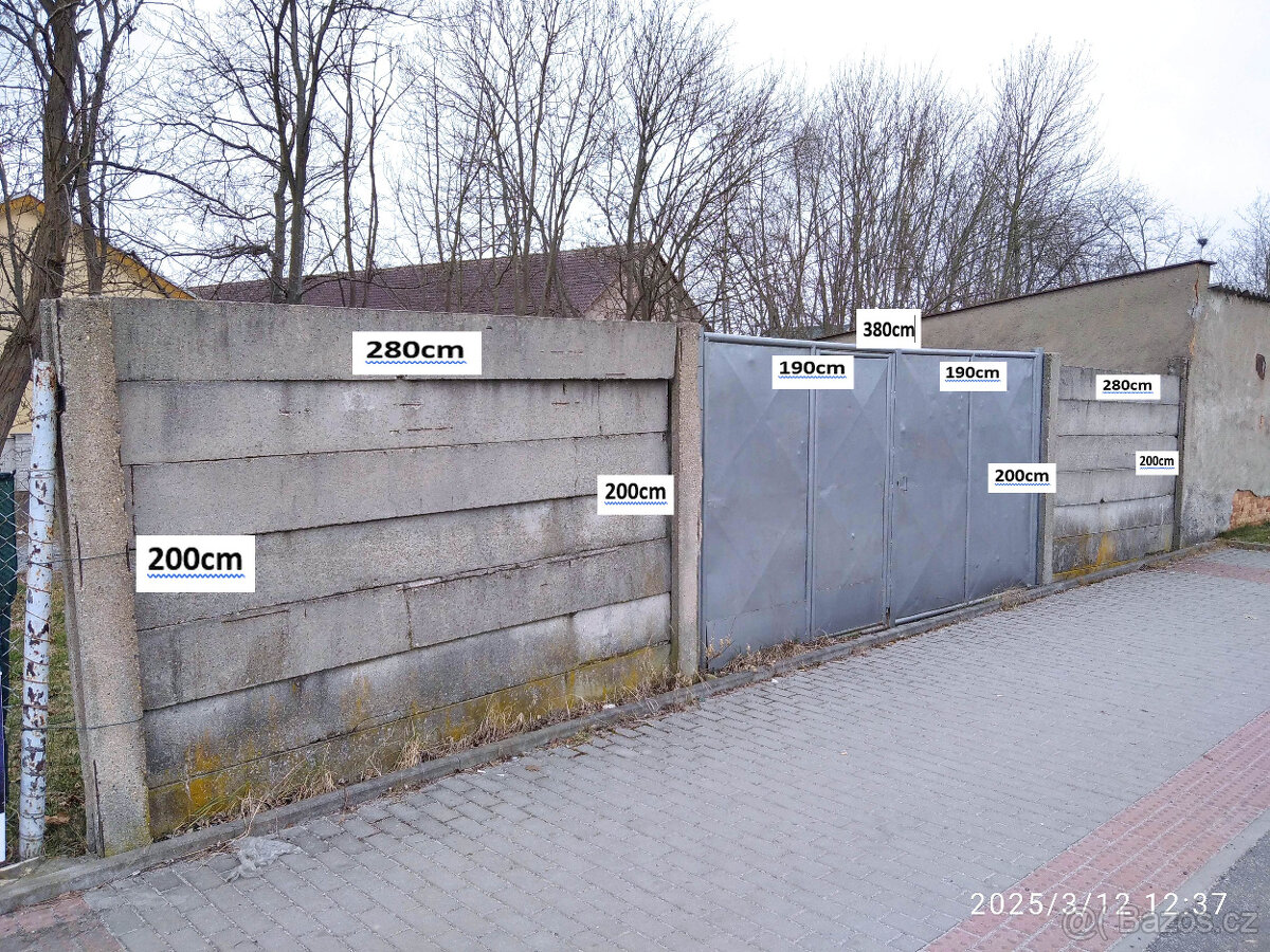 Reklamní plocha v Plzni na Borech