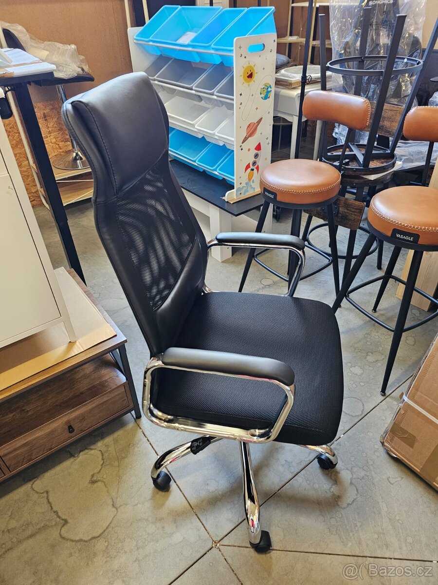 Nové kancelářské křeslo