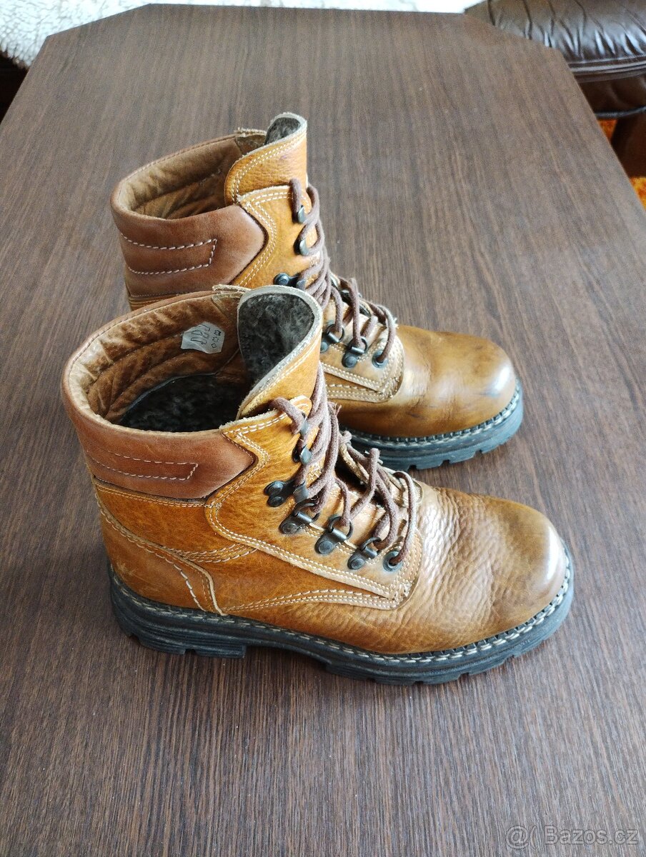 Zimní boty kožené 40