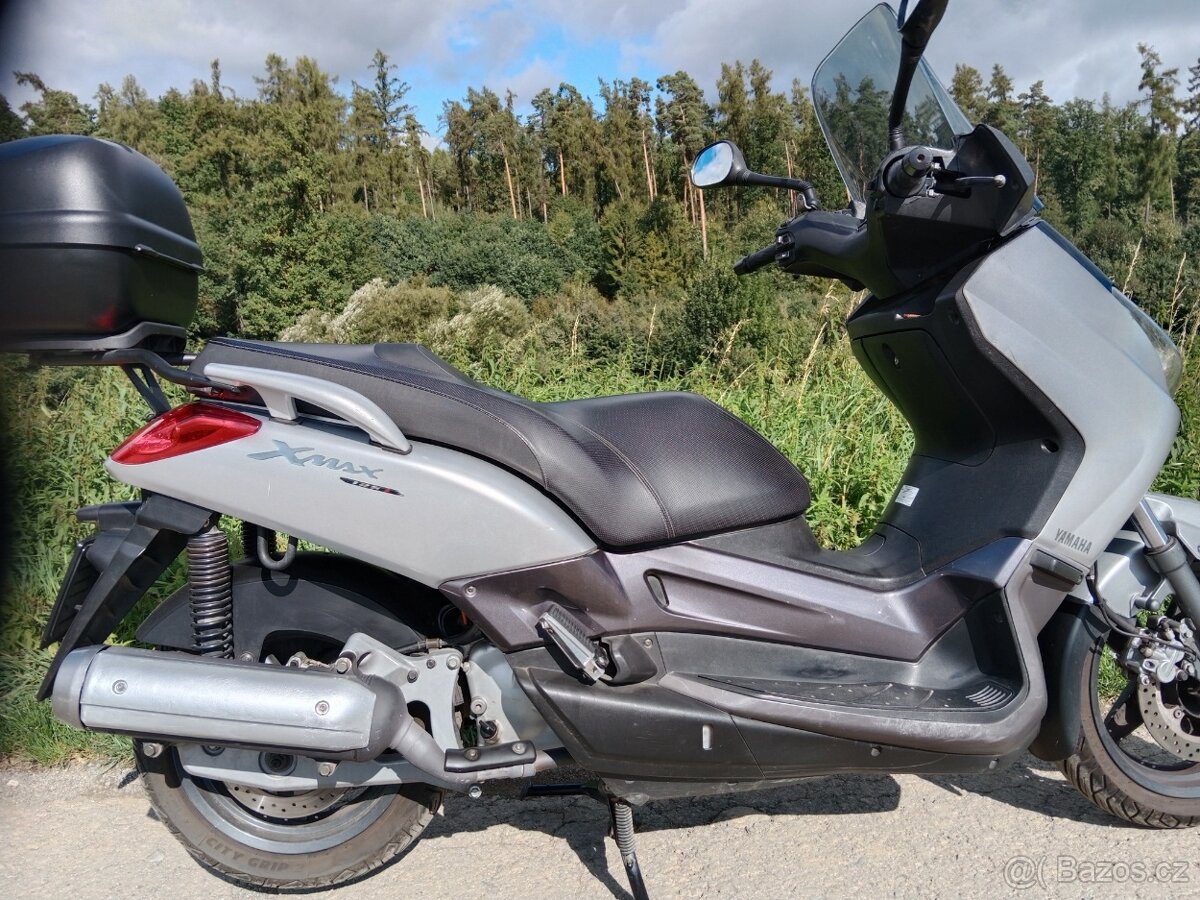 YAMAHA X MAX 125ccm/ 10,5Kw.