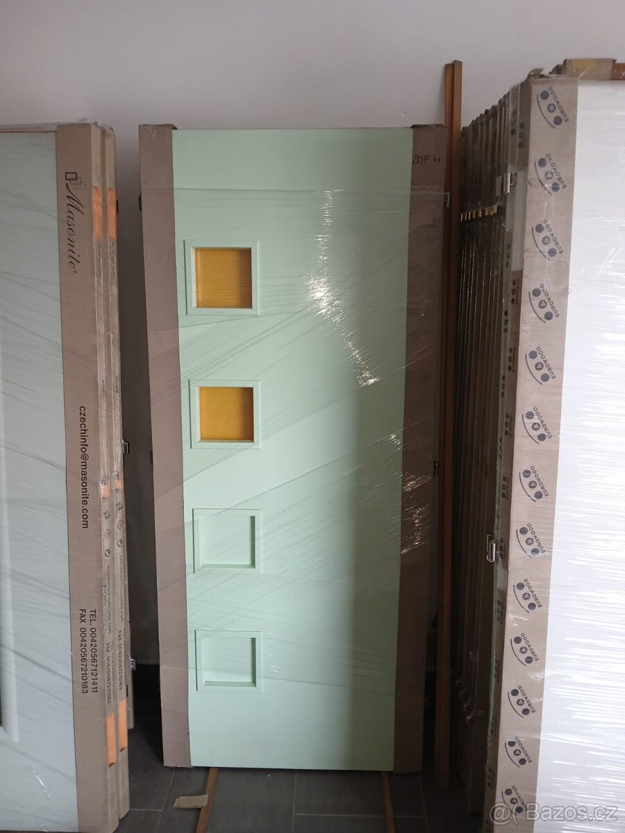 Interiérové dveře barevné 80