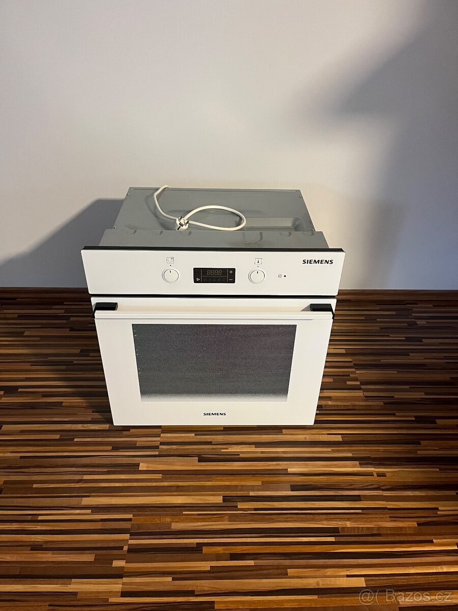 vestavná trouba MORA