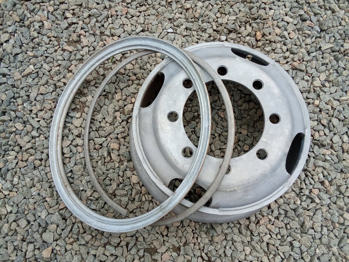 Prodám disky Praga v3s