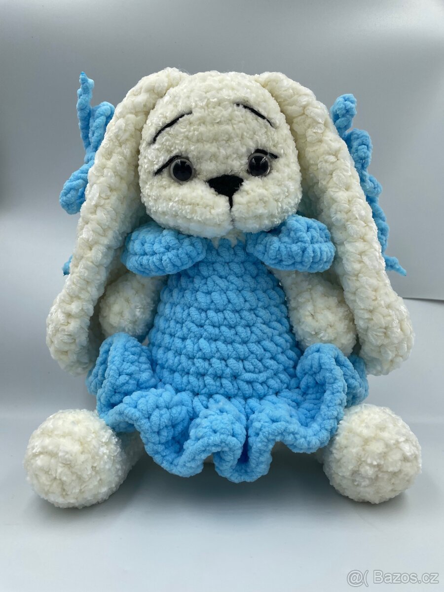 Ručně háčkovaná hračka
