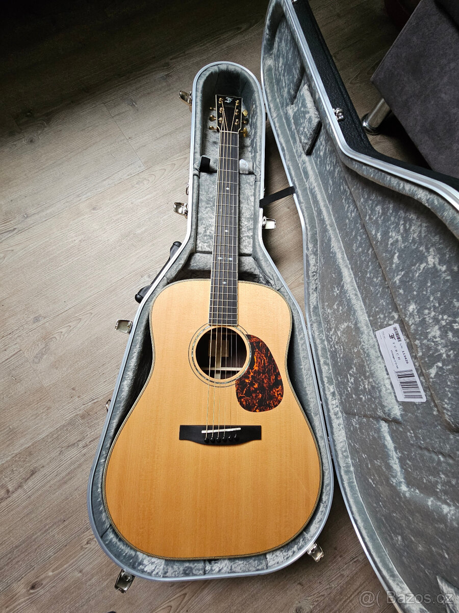 PRODÁM NOVÁ celomasivní superznělá kytara FURCH D VINTAGE