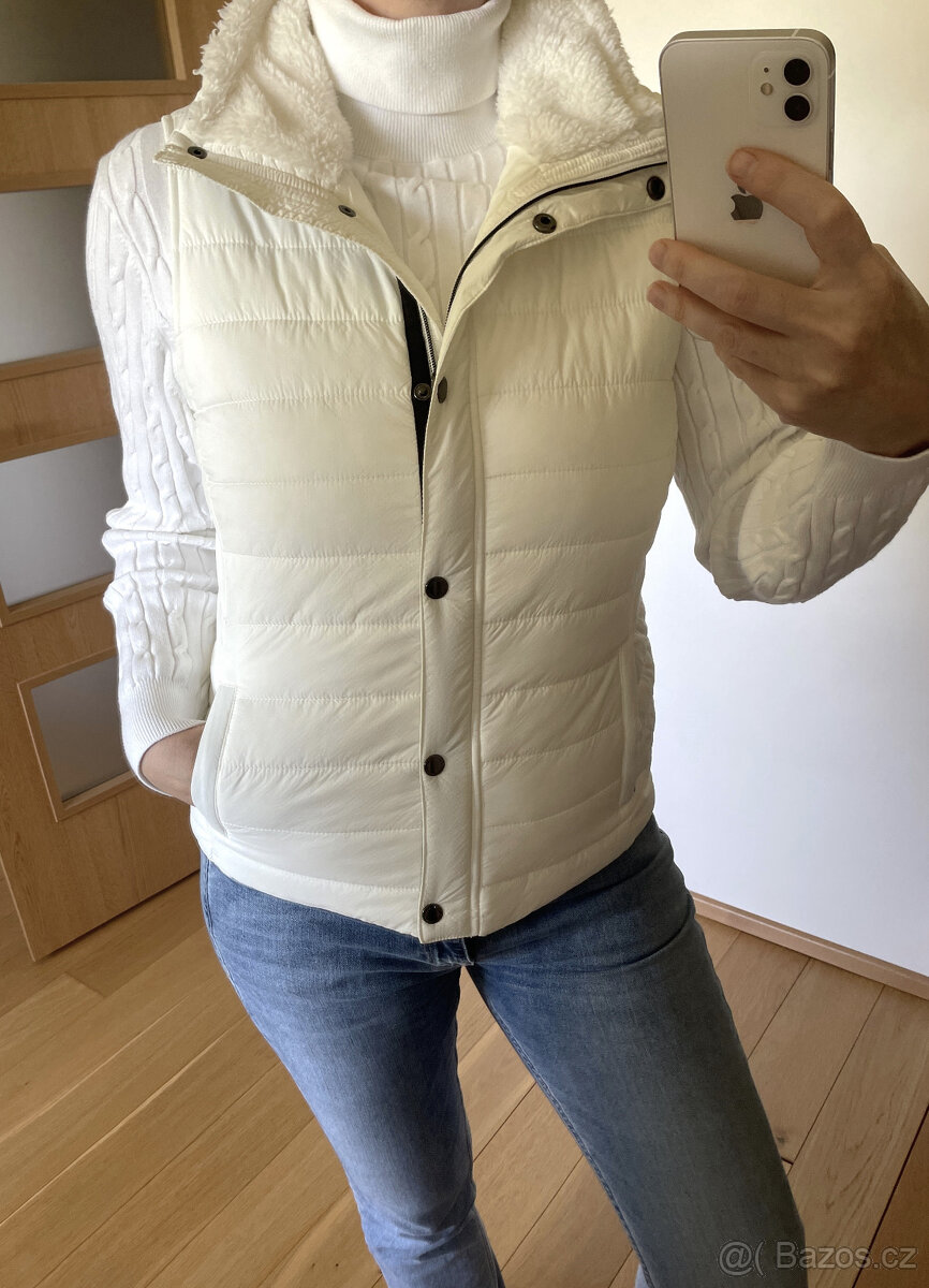 Nová bílá prošívaná vesta Calvin Klein Performance M