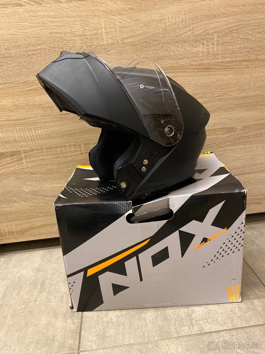 Výklopná helma na motorku NOX N960, vel. XL