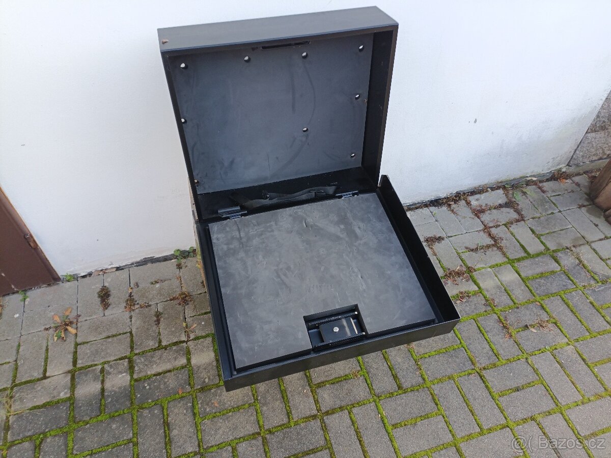 Trezor , bezpečnostní schranka