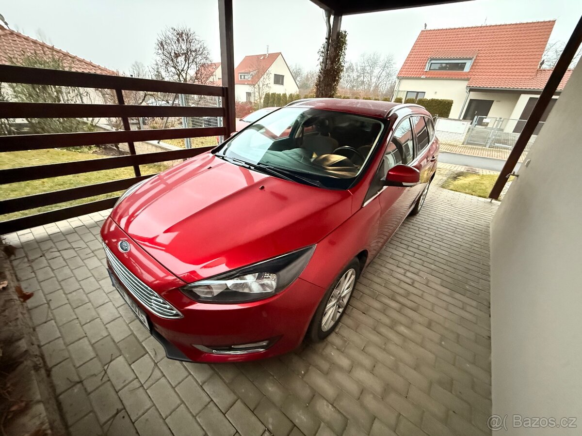 Ford Focus combi 1.5 EcB 110kW manuál