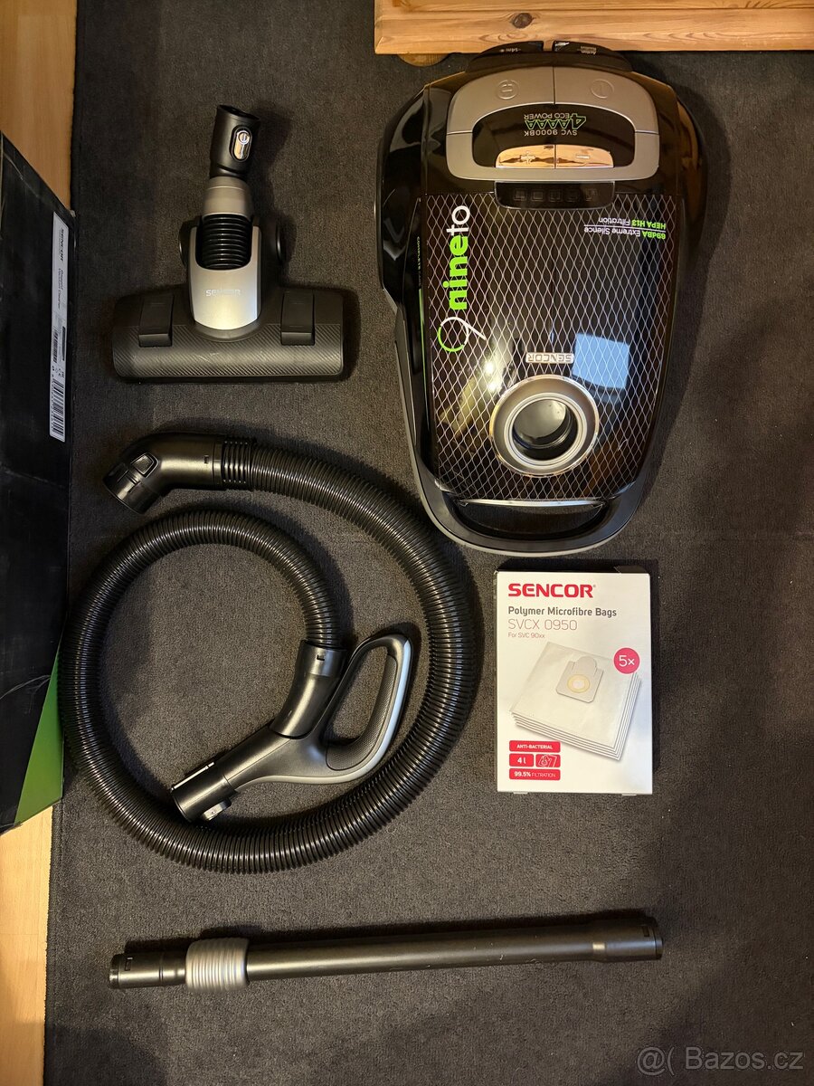 Prodám vysavač SENCOR SVC 9000BK – TOP stav