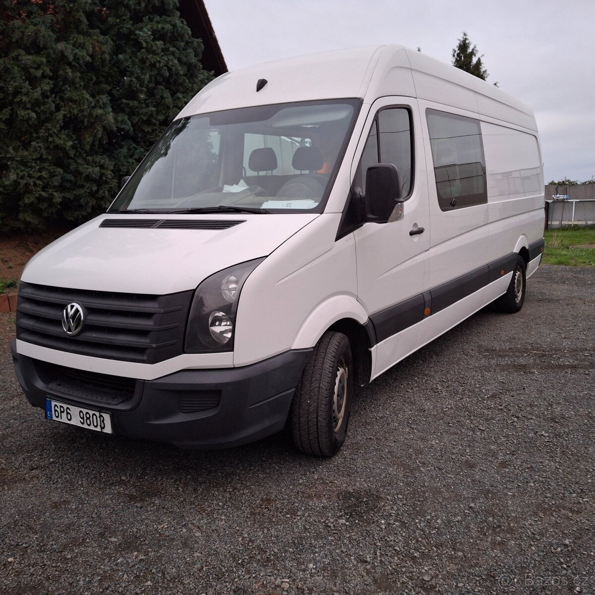 PRODÁM VW CRAFTER 6-místný