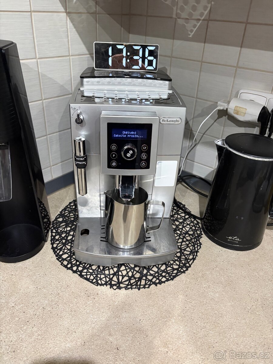 Prodám kávovar de longi