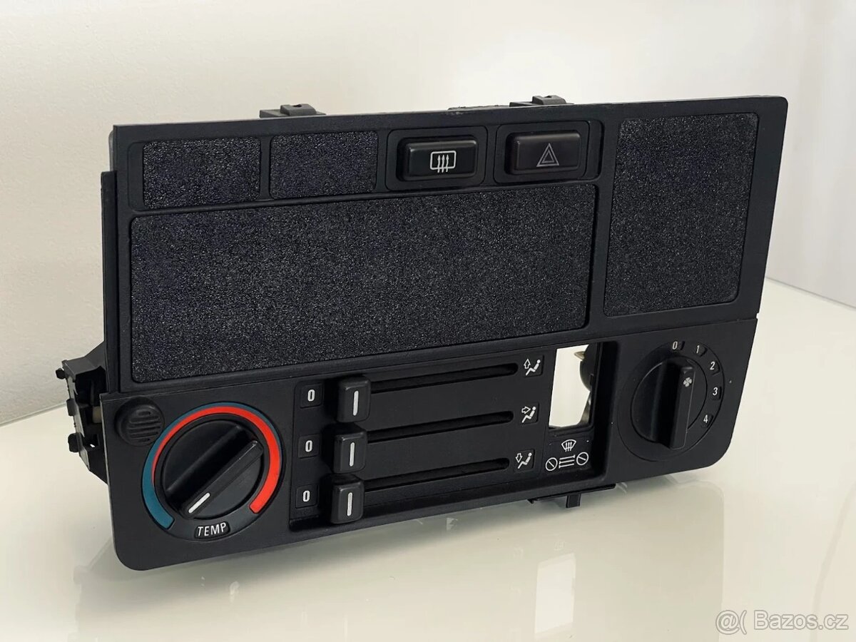 BMW E30 - Záslepky středového panelu