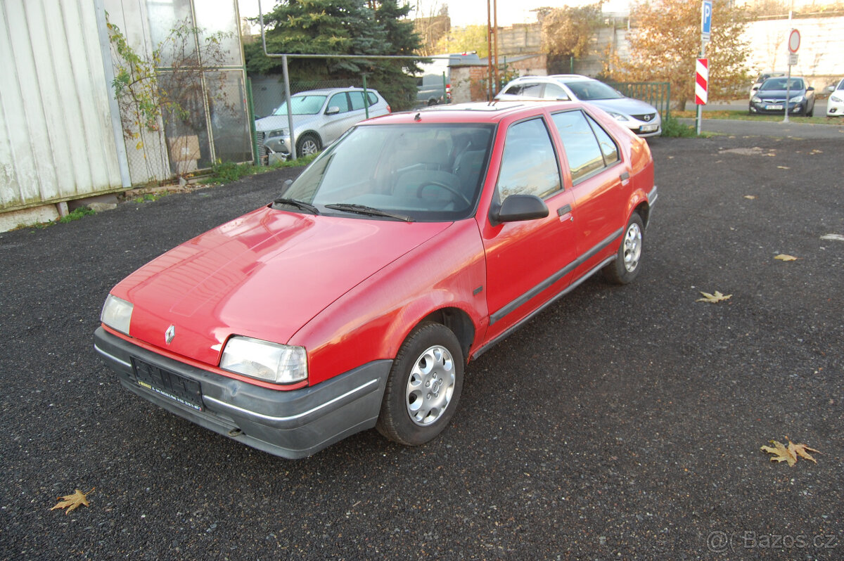 Renault 19