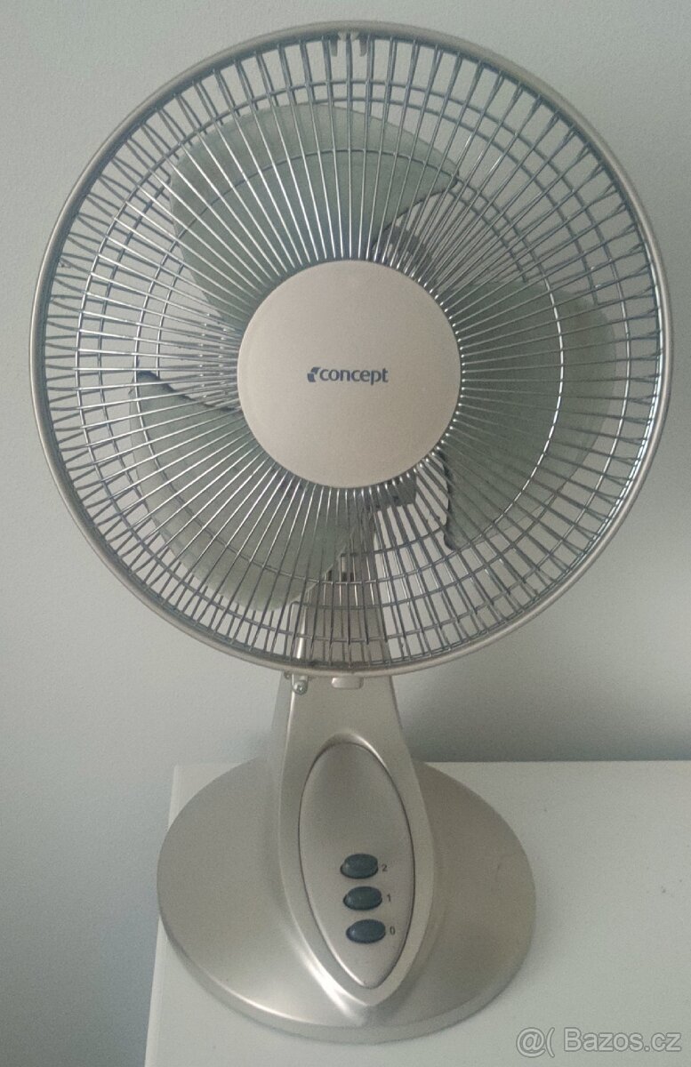 Ventilátor stolní použitý funkční (průměr 30cm výška 45)