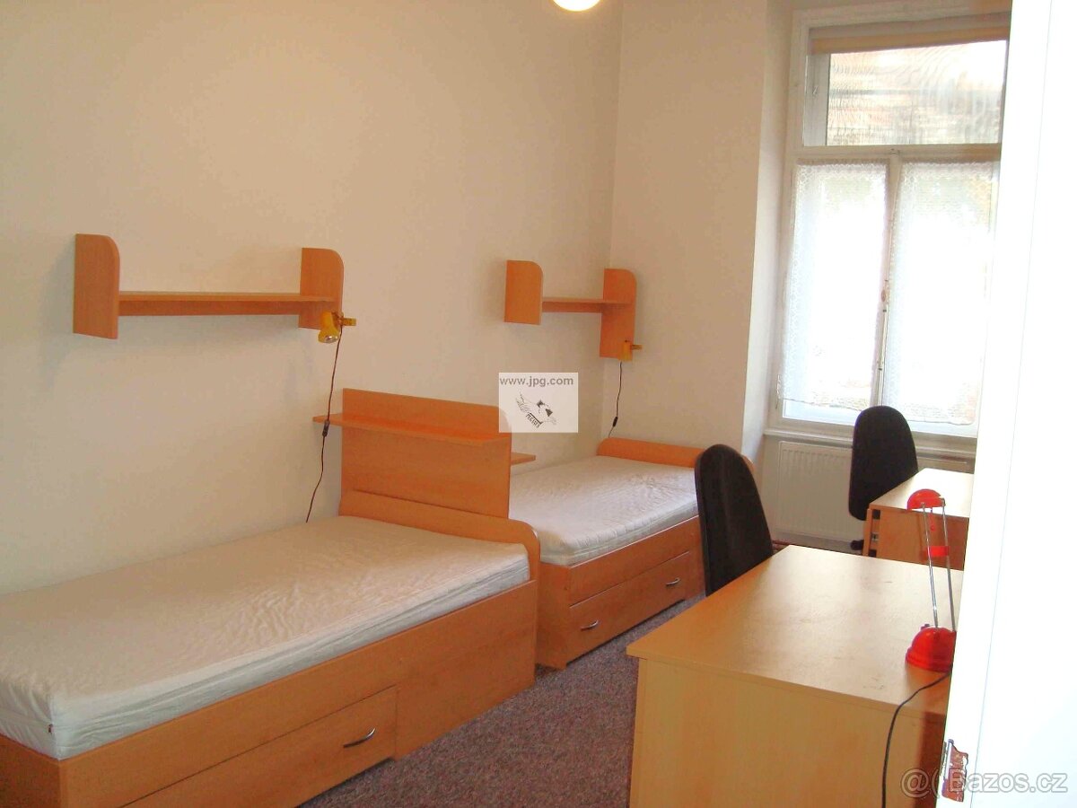 1 studentka do 2.lůž. pok. ve stud. bytě 2+1, pračka