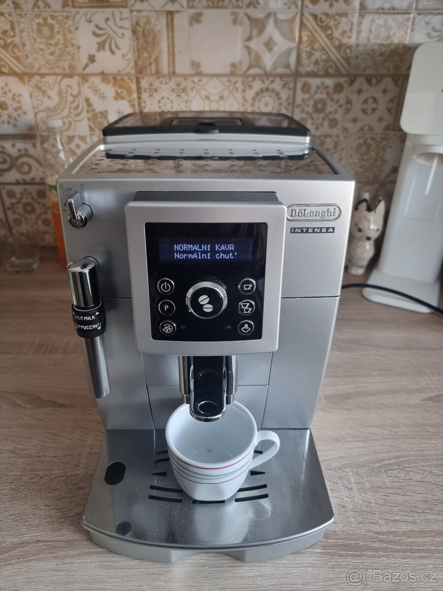 Delonghi - automatický kávovar