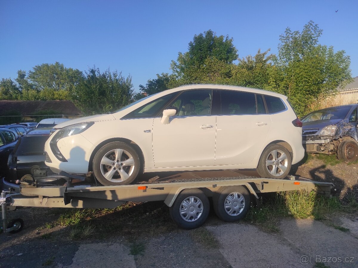 Opel Zafira C Tourer 2.0cdti 1.6cng 1.4turbo