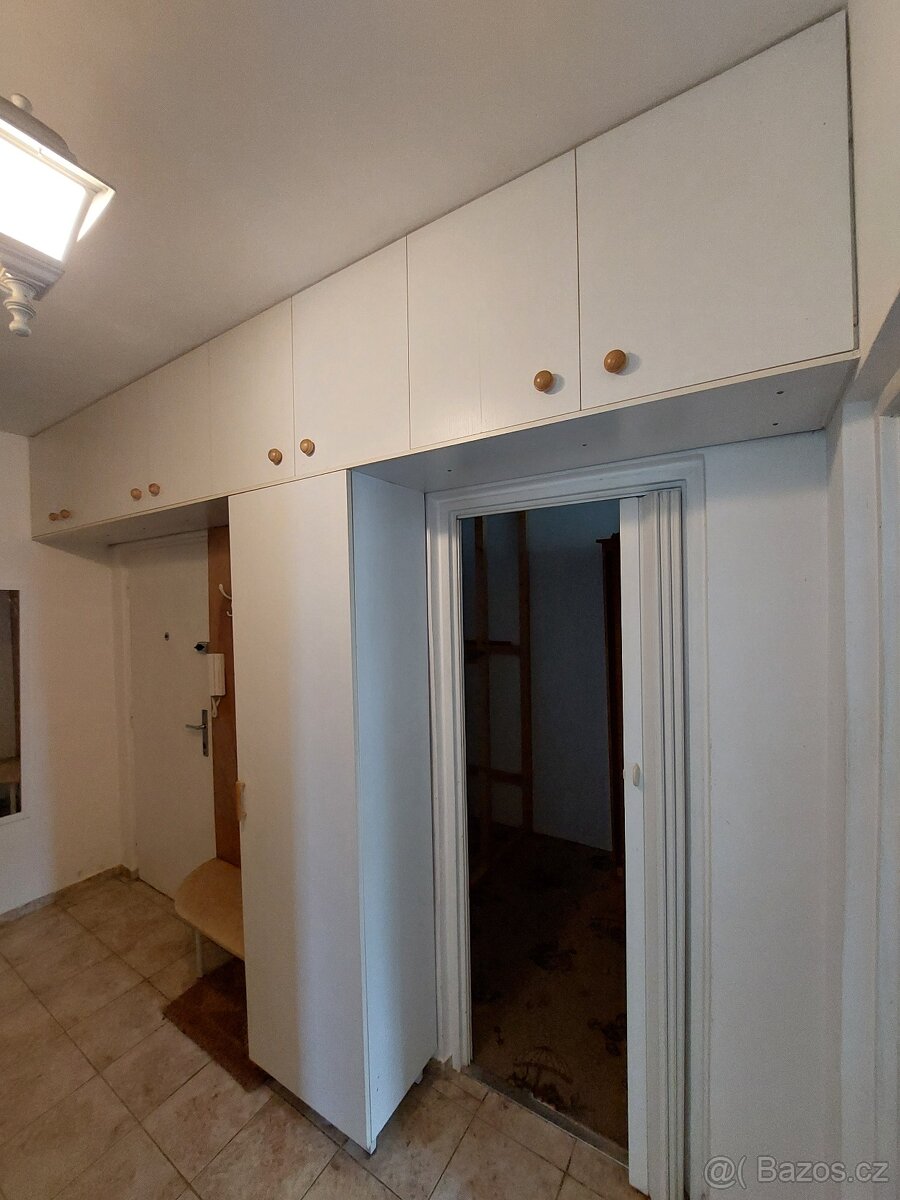 Stěna do předsíně