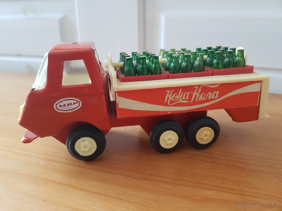Retro autíčko plechové PRODÁNO