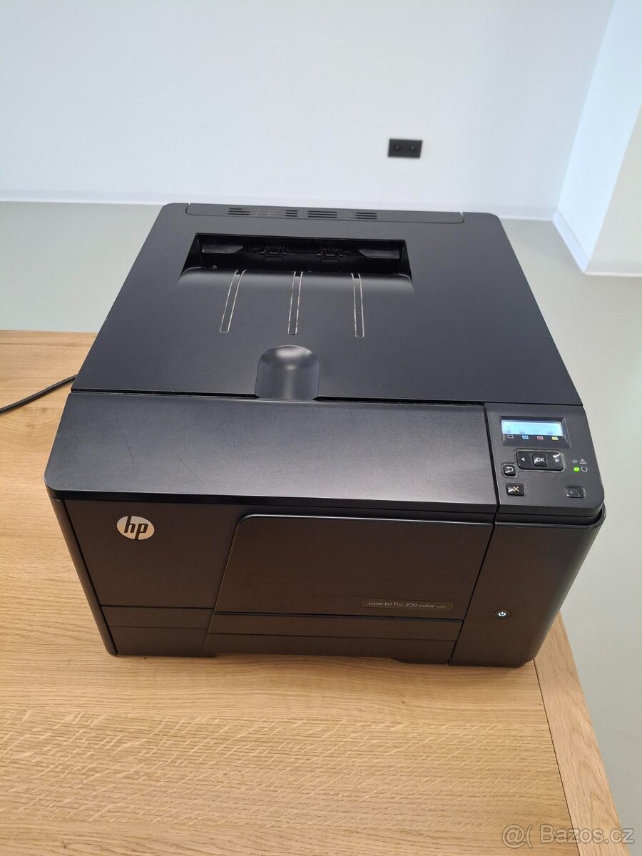 Prodáme stolní tiskárnu HP Color LaserJet 200 M251n  (A4)