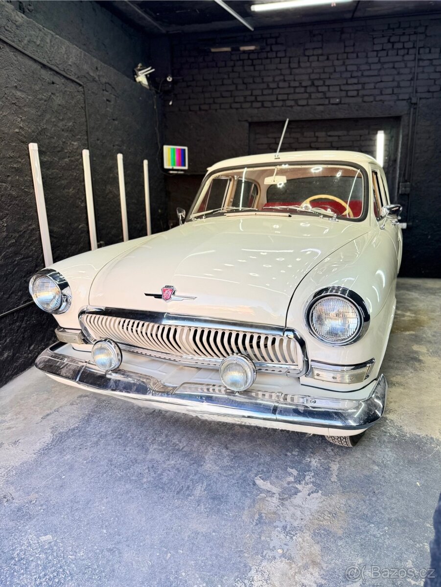 Prodám auto Volga Gaz 21 z roku 1970. Auto je v dobrém stavu