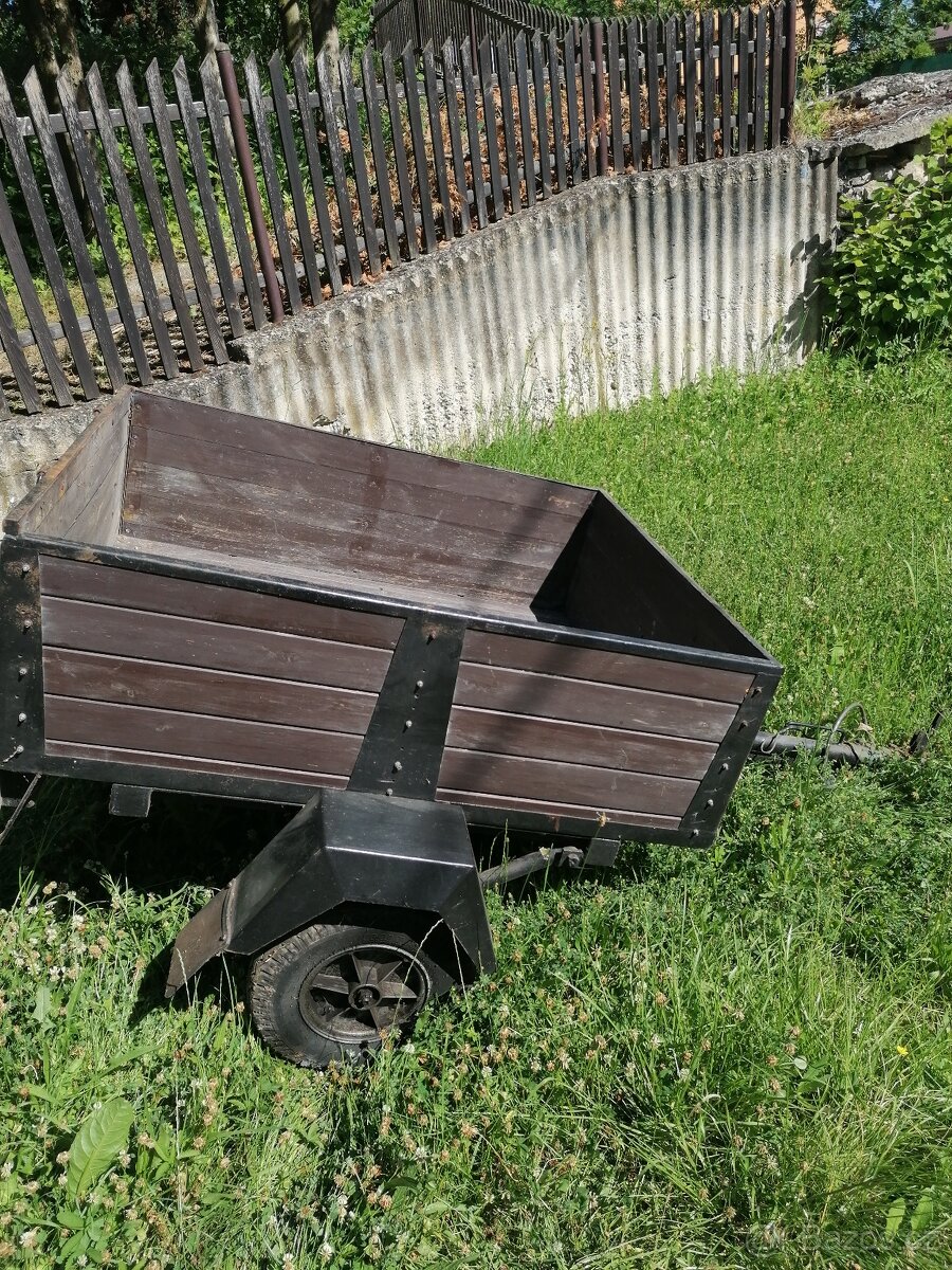 PRODÁM VOZÍK ZA AUTO