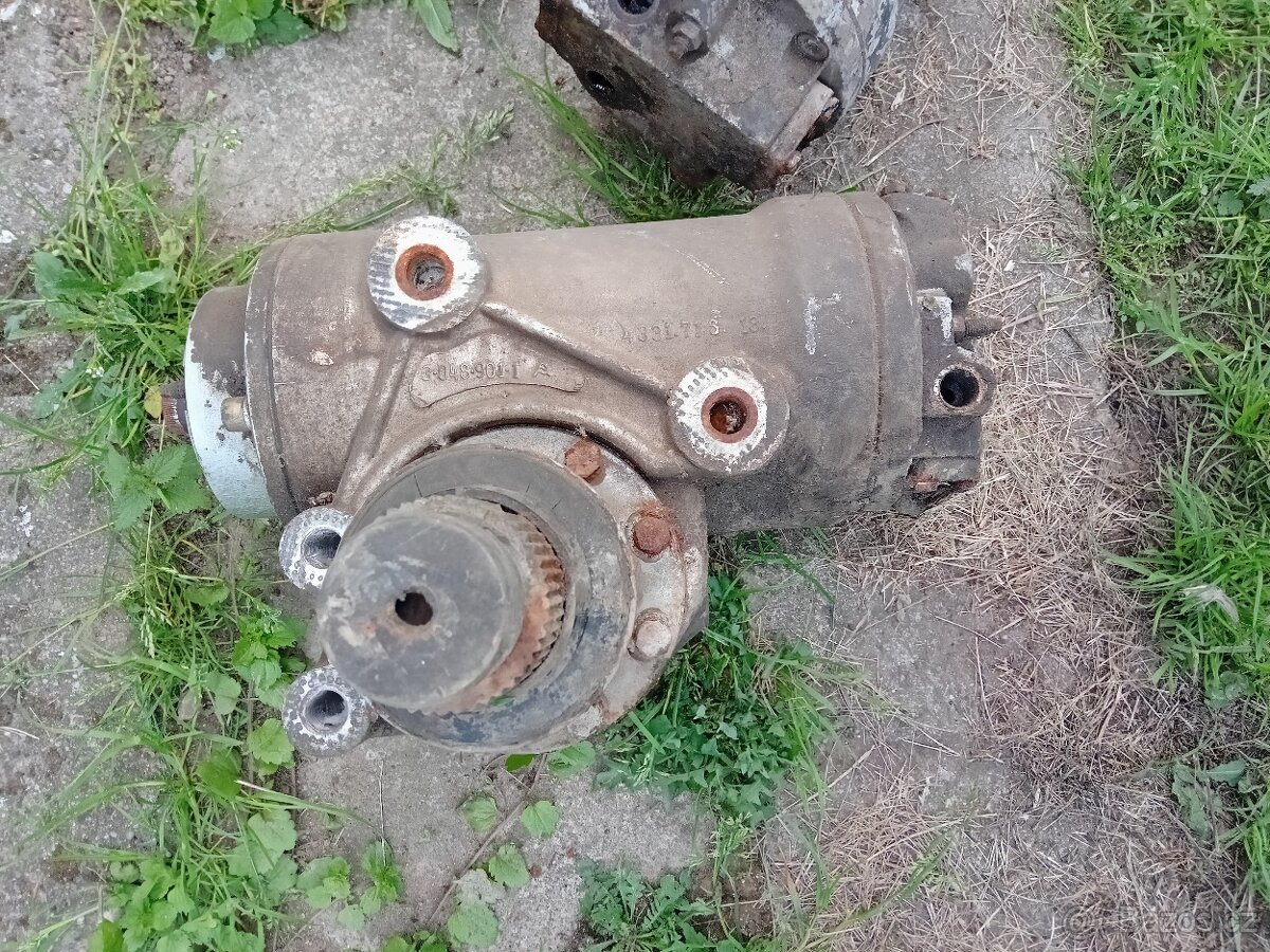 Nabízím řízení na Tatru 815 a Škoda 706