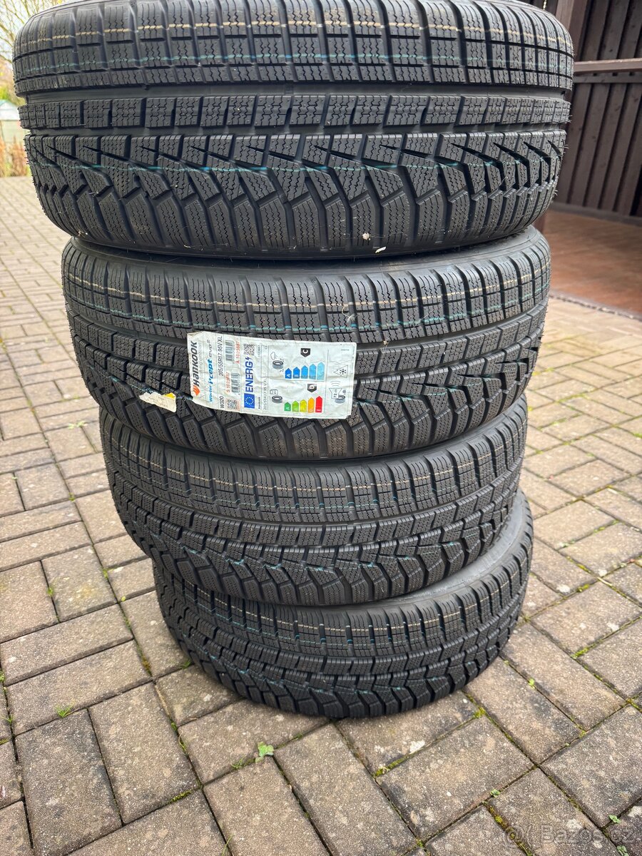 Hankook icept evo2 205/55 R17