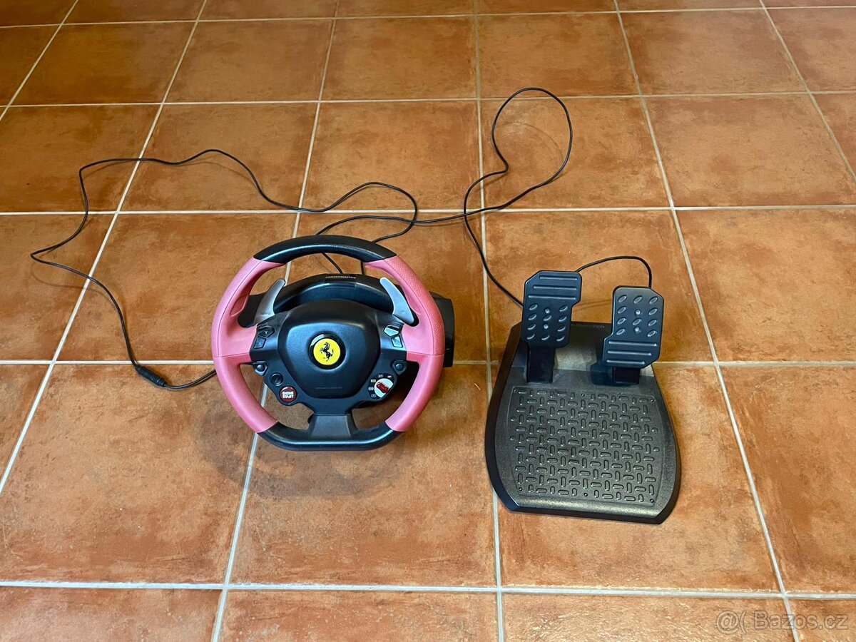 Volant na Xbox Thrustmaster